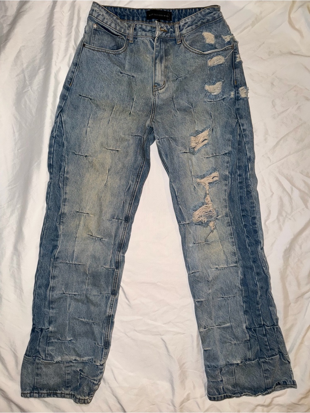 Who Decides War Distressed Jeans Size 30